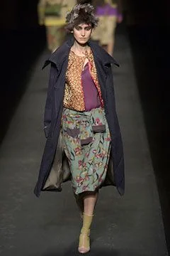 Look 16